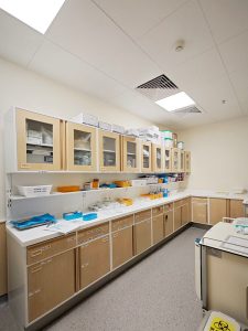 case show for treatment cabinet (7)